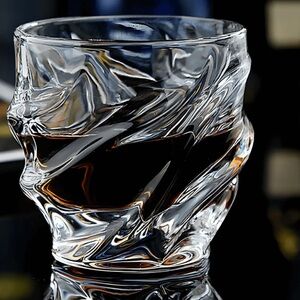 Japanese Non-leaded Crystal Hefty Whisky Glass Unique Twisted Tumbler 4 NWOT